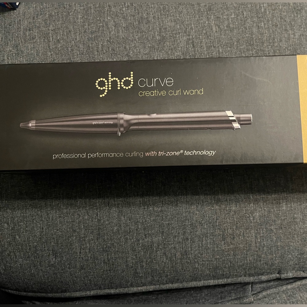 New In Box- GHD creative curl wand - Picture 4 of 13